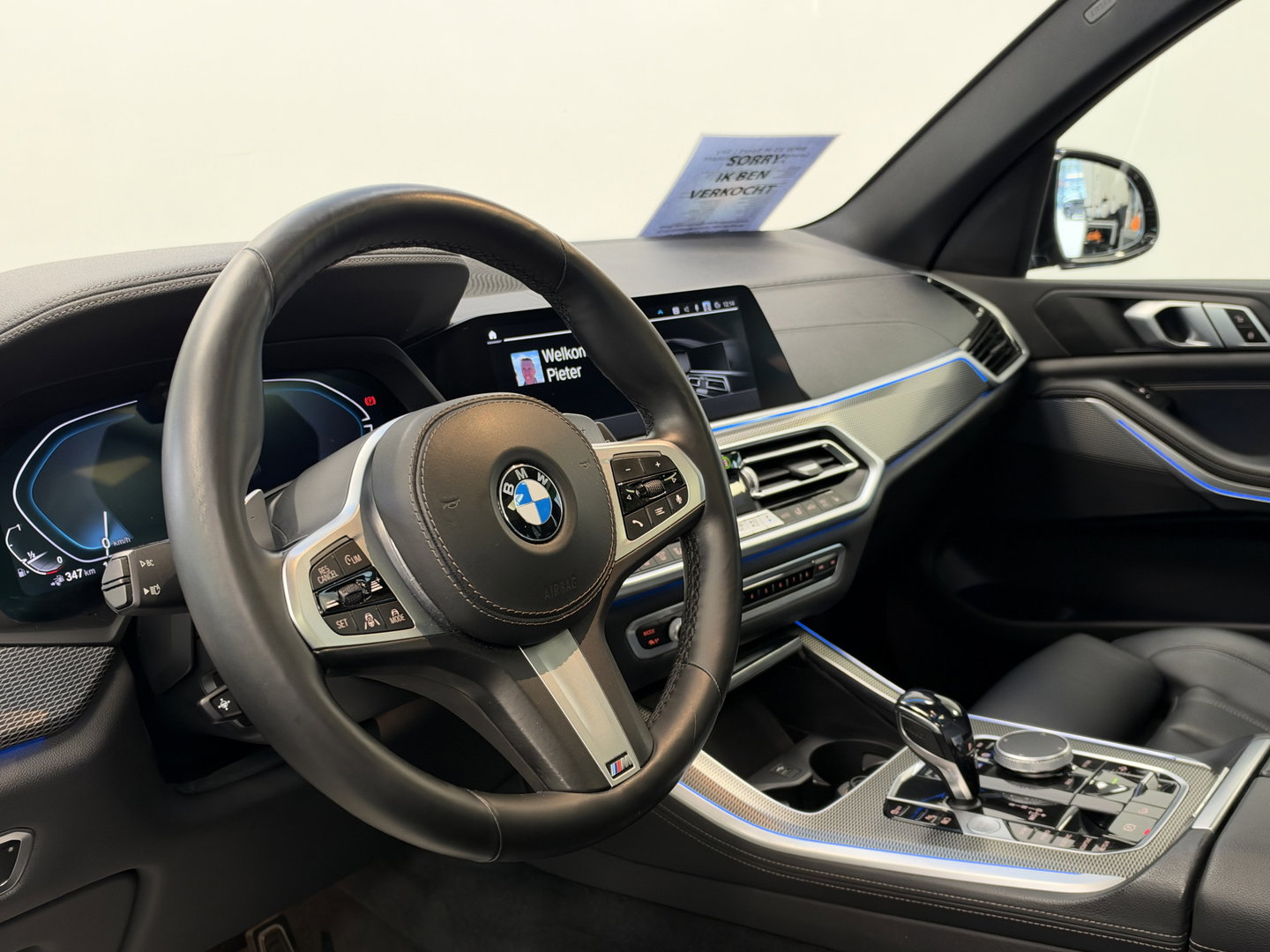 BMW X5 xDrive45e High Executive M Sport | Sky Lounge | Driving Assistant Pro | HUD | 22” | Luchtvering M Pakket