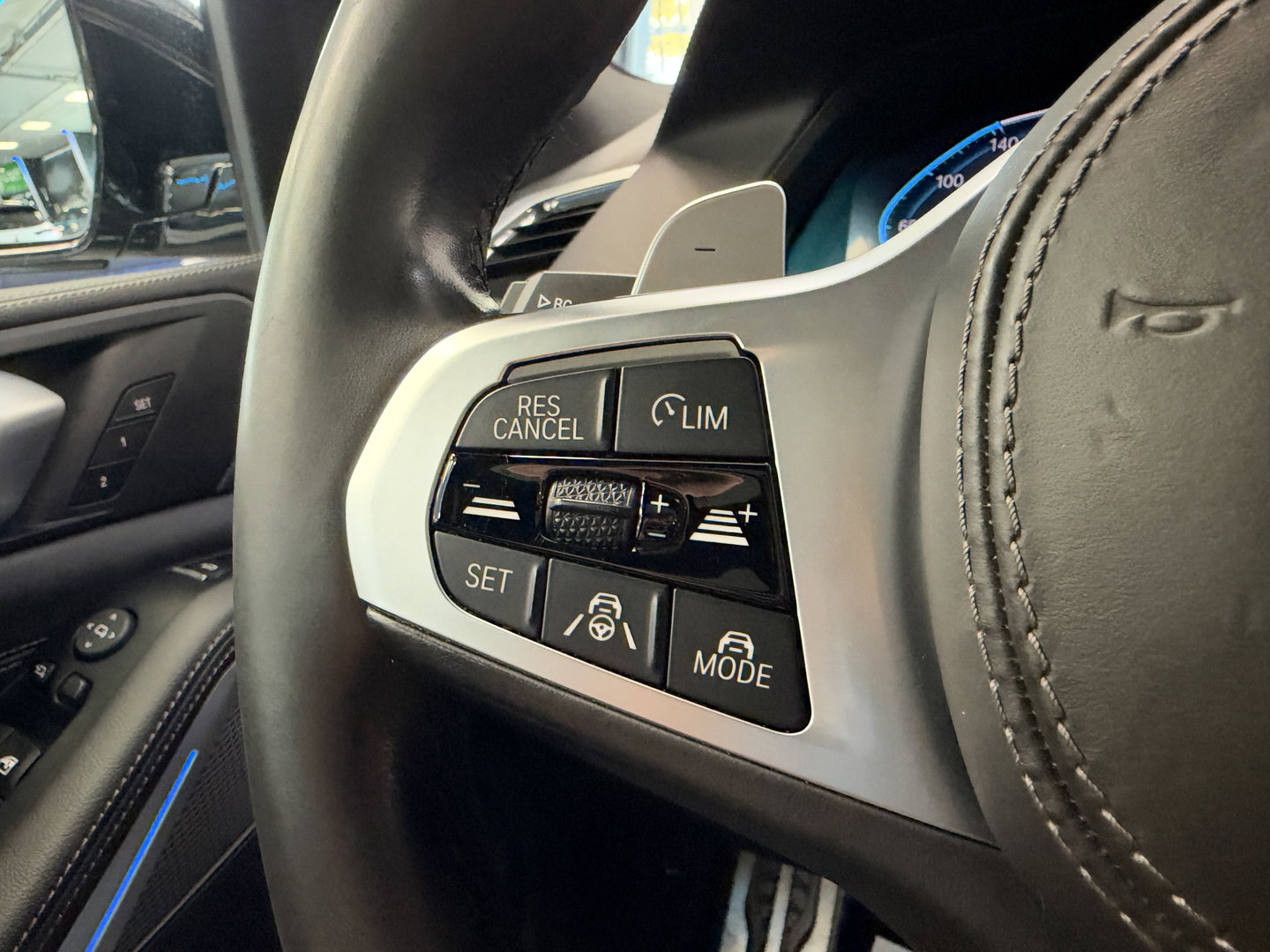BMW X5 xDrive45e High Executive M Sport | Sky Lounge | Driving Assistant Pro | HUD | 22” | Luchtvering M Pakket
