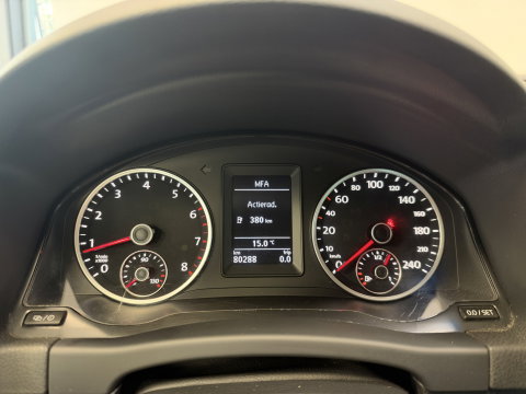 Volkswagen Tiguan 1.4 TSI Comfort&Design Edition Navigatie Climate Trekhaak 17"LM