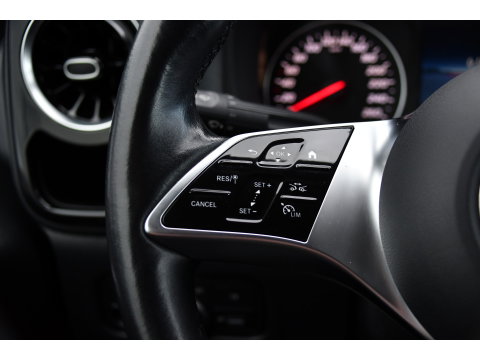 Mercedes-Benz Vito 116 CDI L3 4matic PB Edition Adaptieve Cruise, Camera, Carplay, LED, 4x4, Trekhaak, NAVI, Mbux, Automaat, 164pk, Keyless, Uniek!
