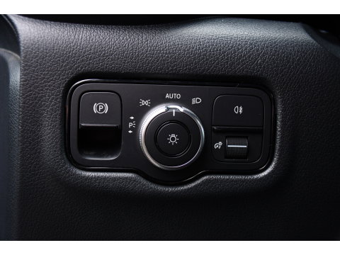 Mercedes-Benz Vito 116 CDI L3 4matic PB Edition Adaptieve Cruise, Camera, Carplay, LED, 4x4, Trekhaak, NAVI, Mbux, Automaat, 164pk, Keyless, Uniek!