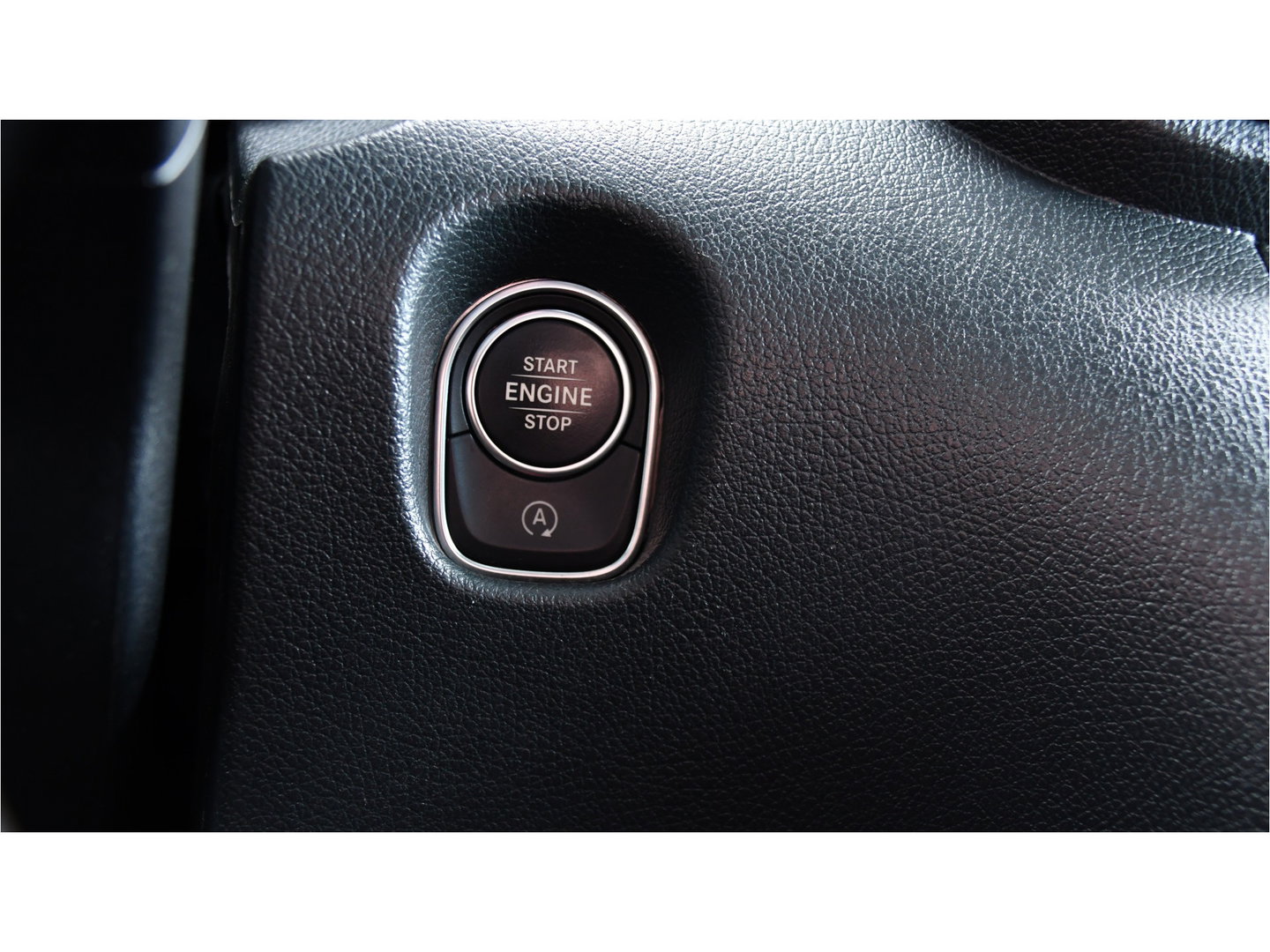 Mercedes-Benz Vito 116 CDI L3 4matic PB Edition Adaptieve Cruise, Camera, Carplay, LED, 4x4, Trekhaak, NAVI, Mbux, Automaat, 164pk, Keyless, Uniek!