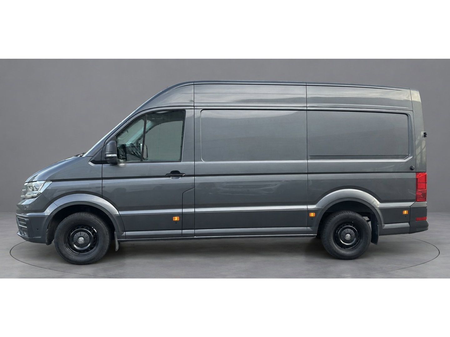Volkswagen Crafter 35 2.0 TDI L3H3 4Motion PB Edition Full options! Adaptieve Cruise, Camera, Carplay, LED, Stoelverwarming, Clima, Automaat, 177pk, 2 x Geveerde stoel, Uniek!