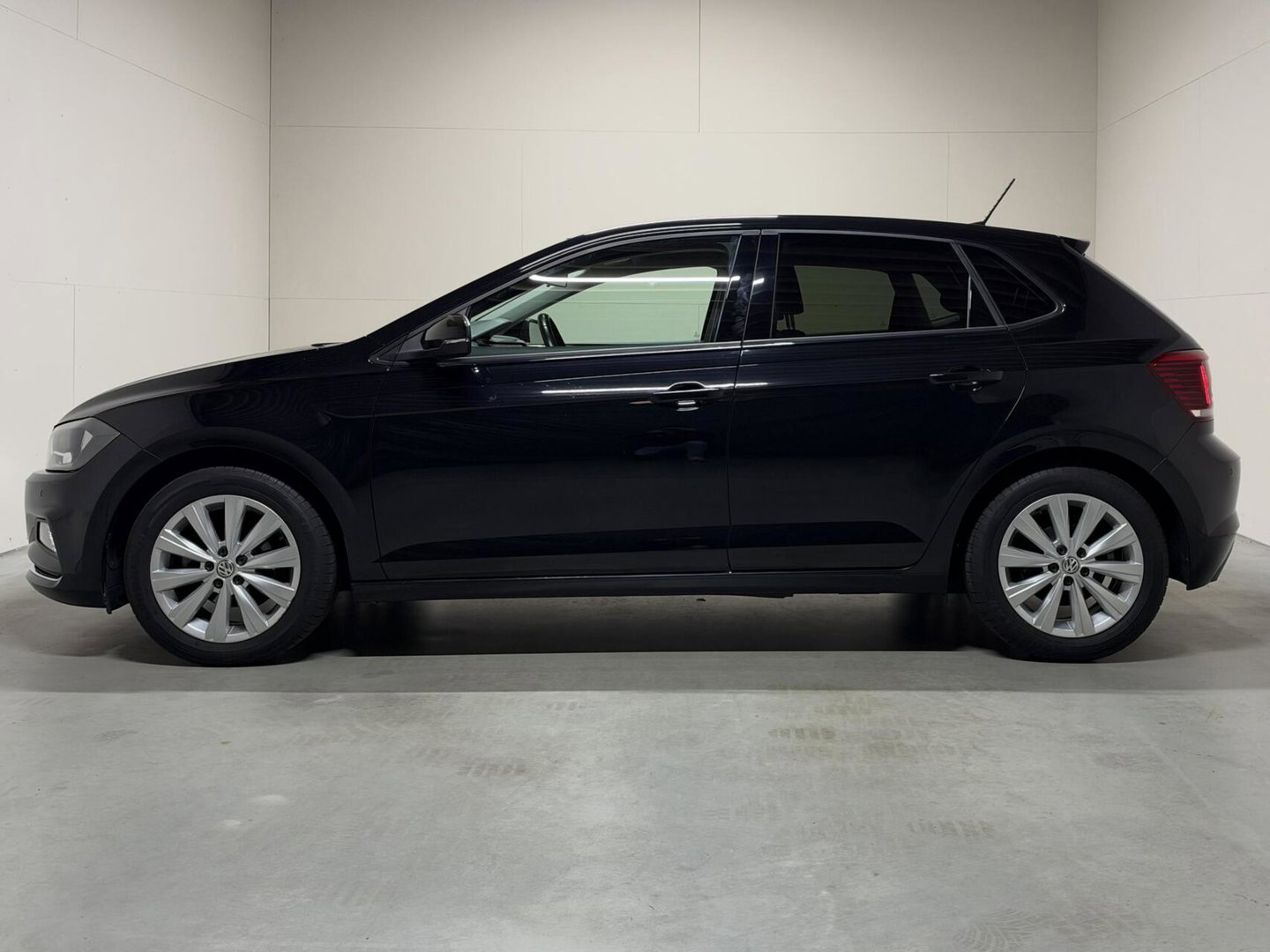 Volkswagen Polo 1.0 TSI Highline Virtual CarPlay PDC ACC NAP