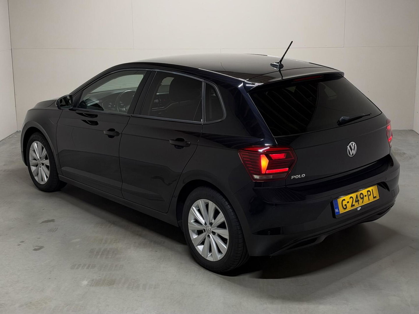 Volkswagen Polo 1.0 TSI Highline Virtual CarPlay PDC ACC NAP