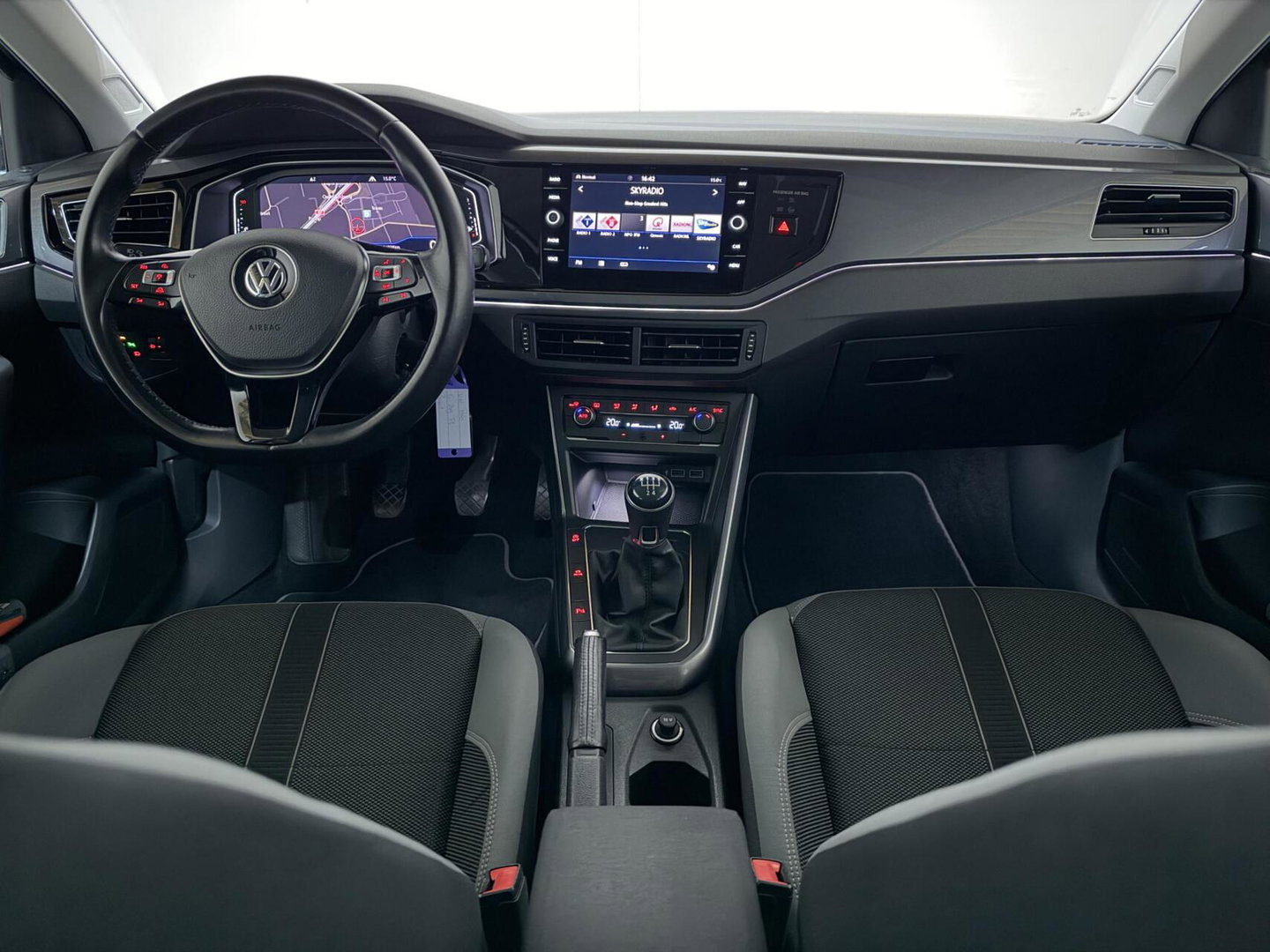 Volkswagen Polo 1.0 TSI Highline Virtual CarPlay PDC ACC NAP
