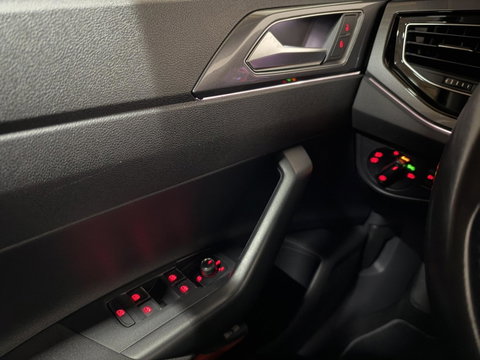 Volkswagen Polo 1.0 TSI Highline Virtual CarPlay PDC ACC NAP