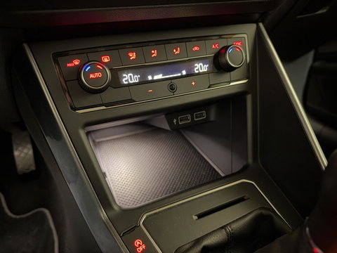 Volkswagen Polo 1.0 TSI Highline Virtual CarPlay PDC ACC NAP