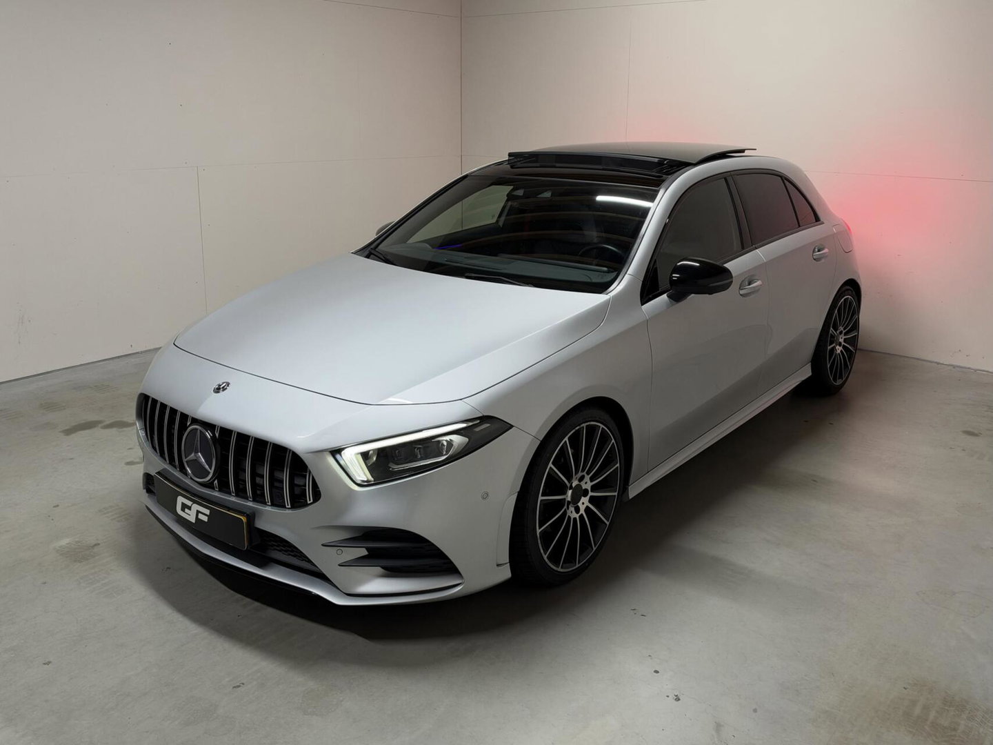 Mercedes-Benz A-Klasse 200 AMG Pano Sfeer Memory Leer Camera
