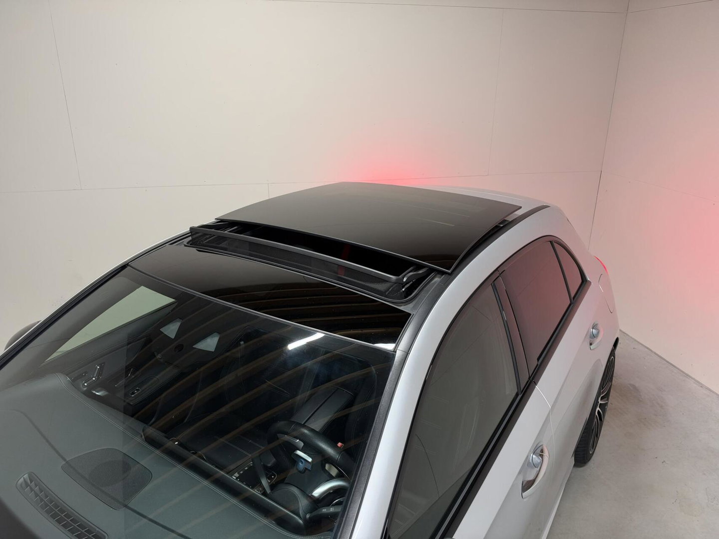 Mercedes-Benz A-Klasse 200 AMG Pano Sfeer Memory Leer Camera