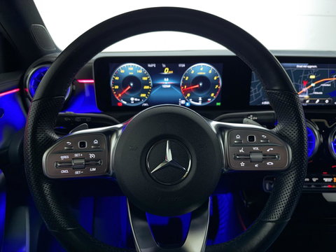 Mercedes-Benz A-Klasse 200 AMG Pano Sfeer Memory Leer Camera