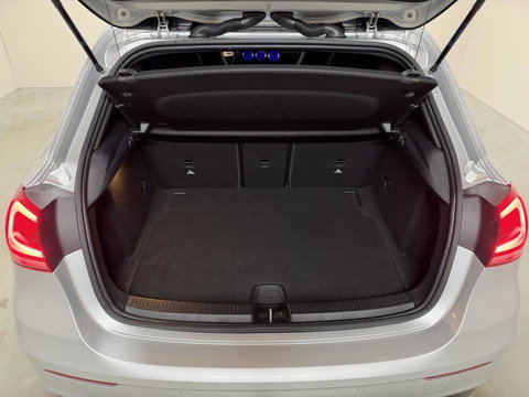 Mercedes-Benz A-Klasse 200 AMG Pano Sfeer Memory Leer Camera