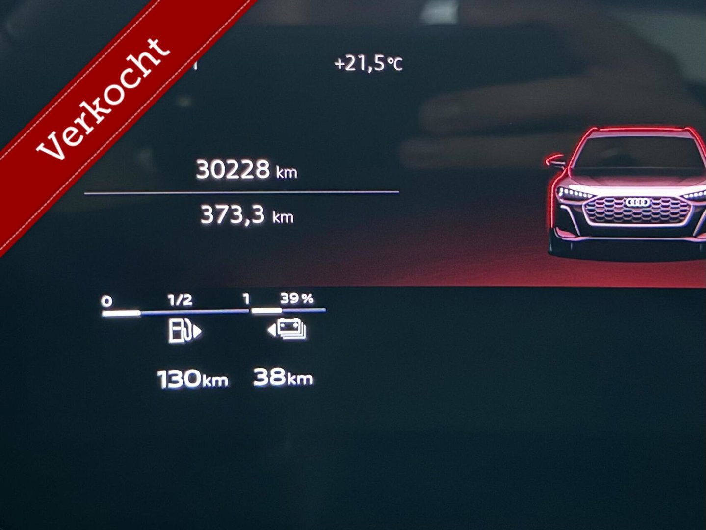Audi A5 Avant 2.0 e-hybrid Quattro S-Line Pano 360° RS-Seats Passenger display