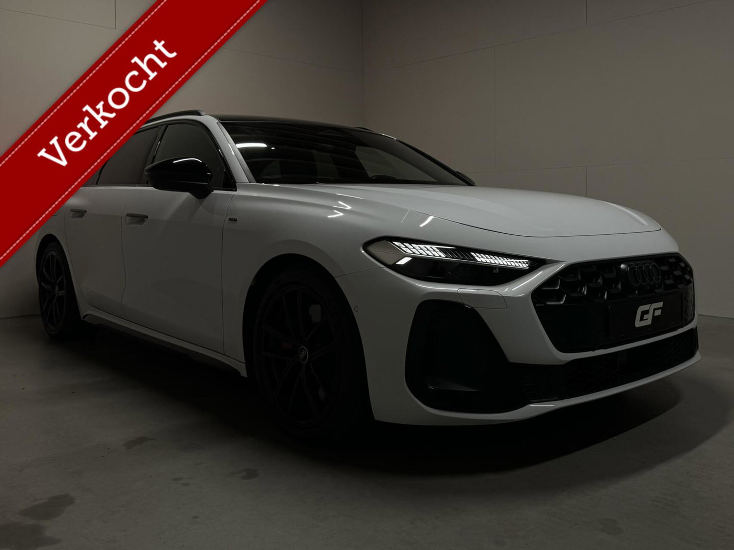 Audi A5 Avant 2.0 e-hybrid Quattro S-Line Pano 360° RS-Seats Passenger display