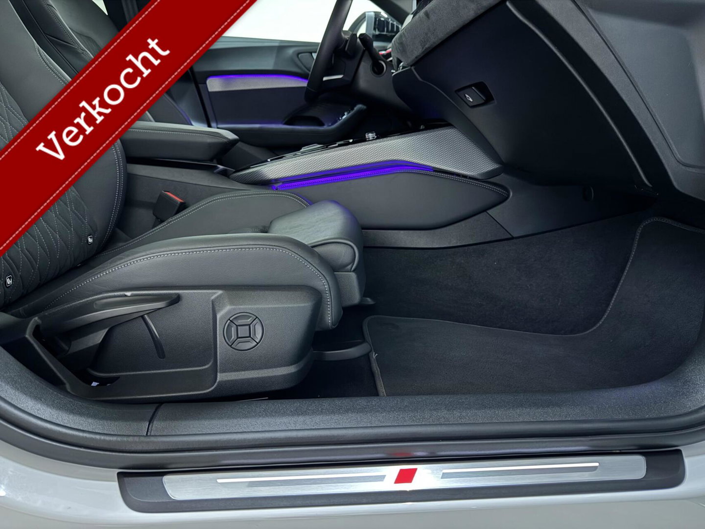 Audi A5 Avant 2.0 e-hybrid Quattro S-Line Pano 360° RS-Seats Passenger display
