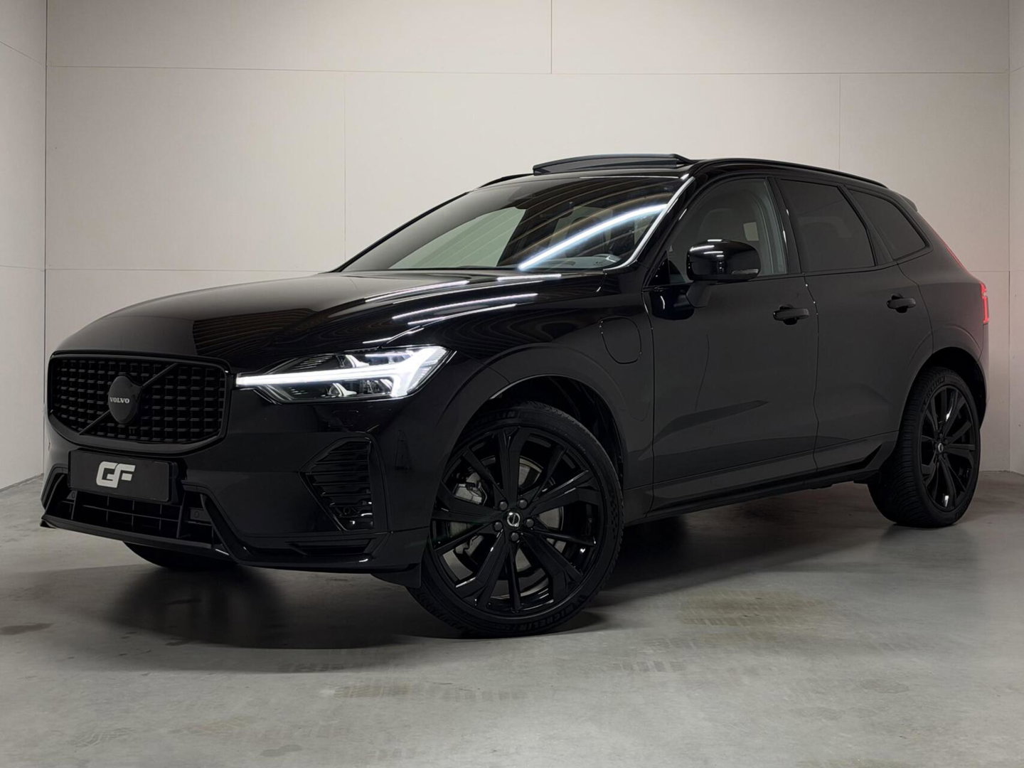 Volvo XC60 2.0 T6 Plug-in hybrid AWD Ultimate Black Edition