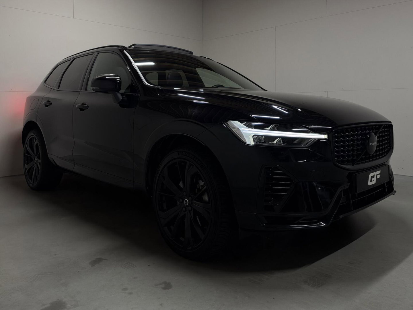 Volvo XC60 2.0 T6 Plug-in hybrid AWD Ultimate Black Edition