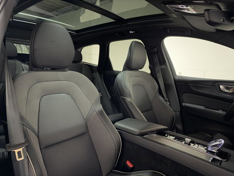 Volvo XC60 2.0 T6 Plug-in hybrid AWD Ultimate Black Edition