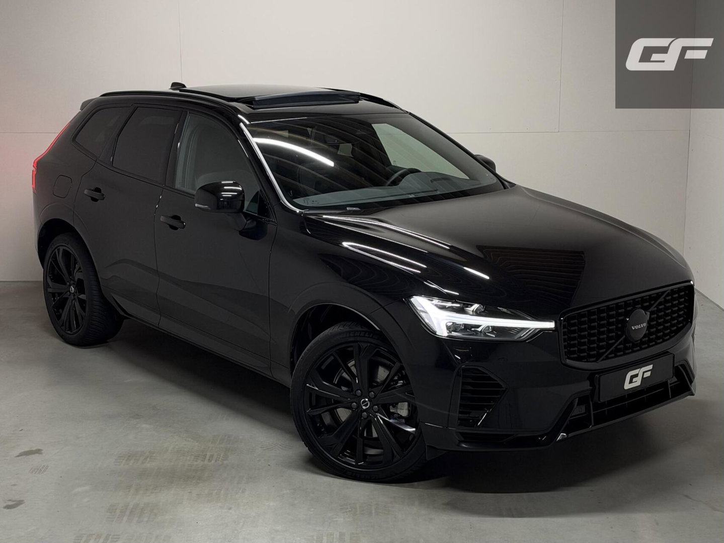 Volvo XC60 2.0 T6 Plug-in hybrid AWD Ultimate Black Edition