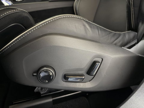 Volvo XC60 2.0 T6 Plug-in hybrid AWD Ultimate Black Edition
