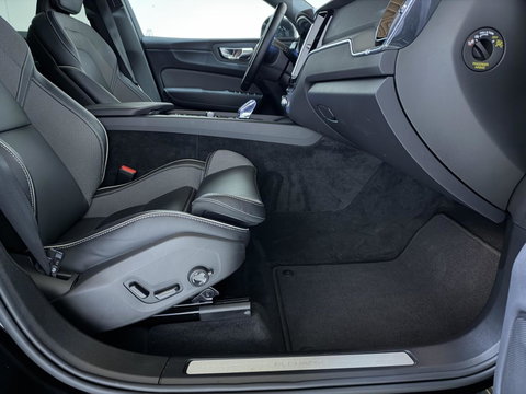 Volvo XC60 2.0 T6 Plug-in hybrid AWD Ultimate Black Edition