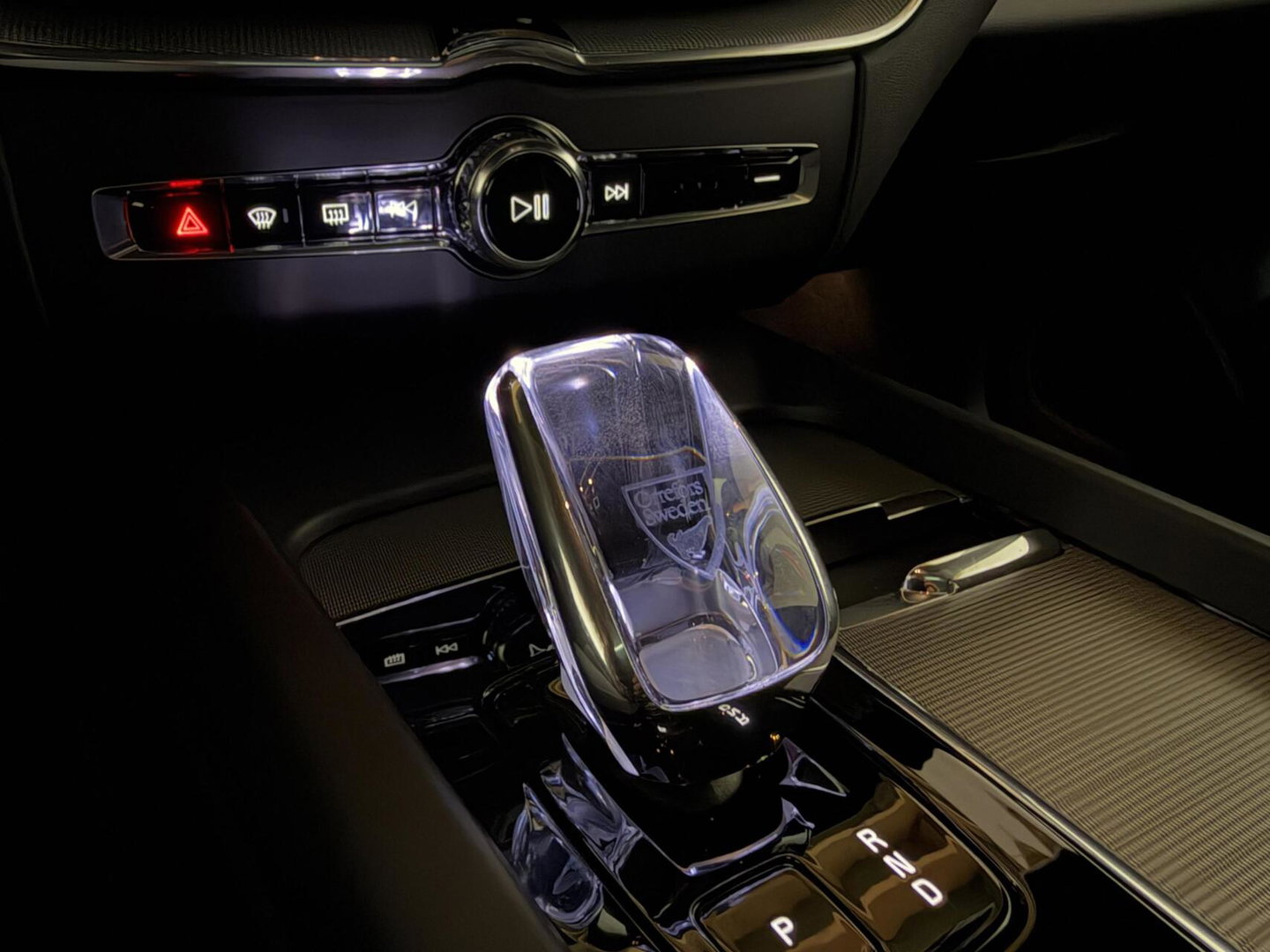 Volvo XC60 2.0 T6 Plug-in hybrid AWD Ultimate Black Edition