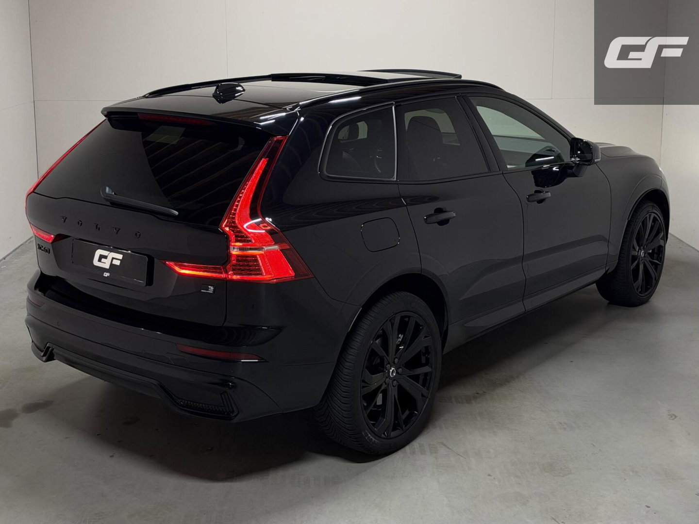 Volvo XC60 2.0 T6 Plug-in hybrid AWD Ultimate Black Edition