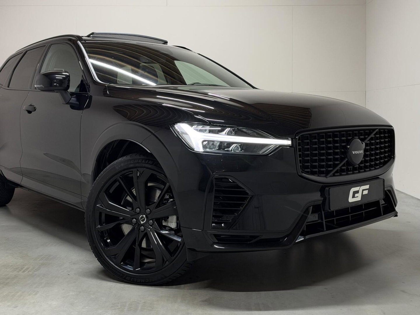 Volvo XC60 2.0 T6 Plug-in hybrid AWD Ultimate Black Edition