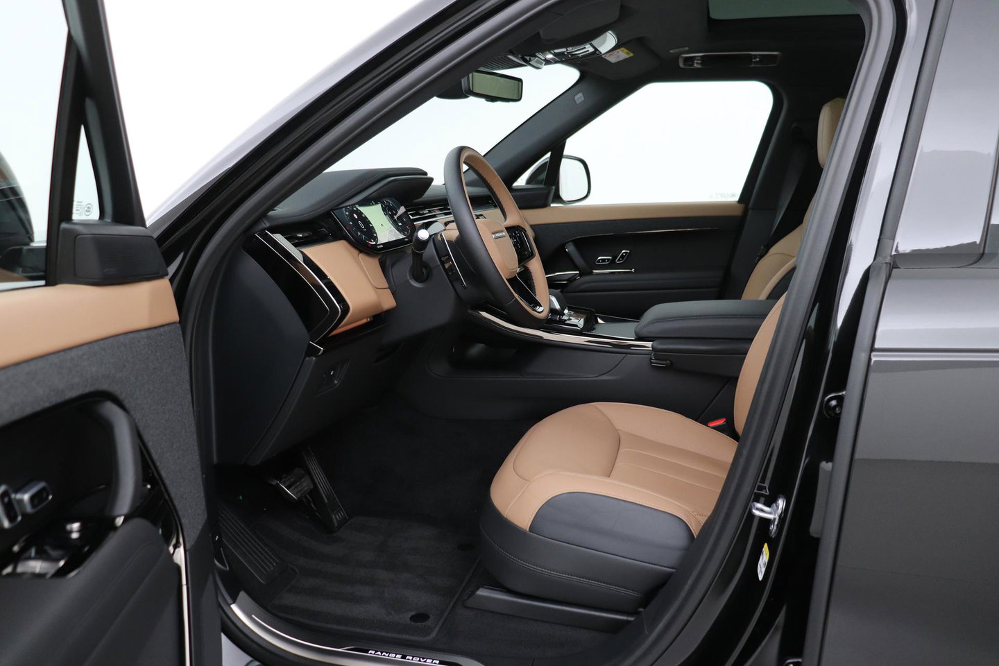 Land Rover Range Rover Sport P460e SE | 23 Inch | ClearSight | Meridian 3D Surround | Panoramadak | Stoelventilatie | Head-Up