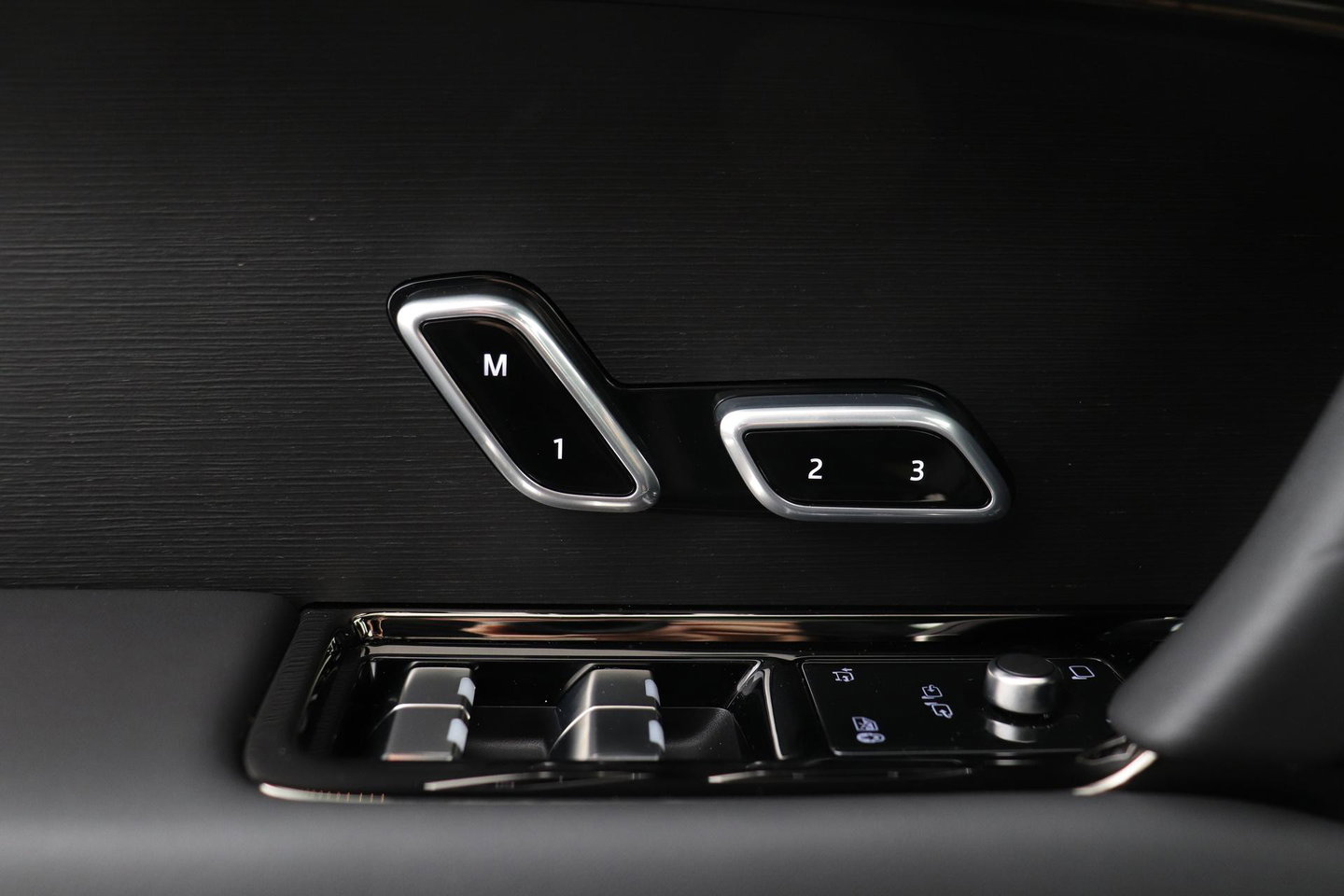 Land Rover Range Rover Sport P460e SE | 23 Inch | ClearSight | Meridian 3D Surround | Panoramadak | Stoelventilatie | Head-Up