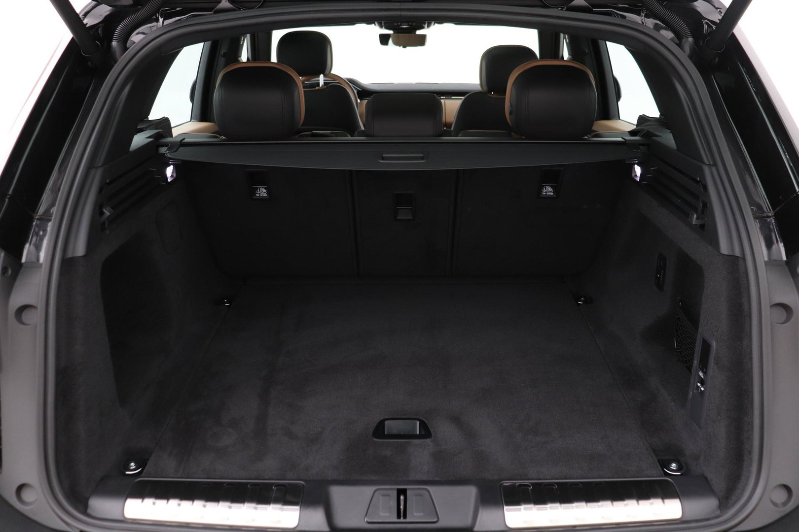 Land Rover Range Rover Sport P460e SE | 23 Inch | ClearSight | Meridian 3D Surround | Panoramadak | Stoelventilatie | Head-Up