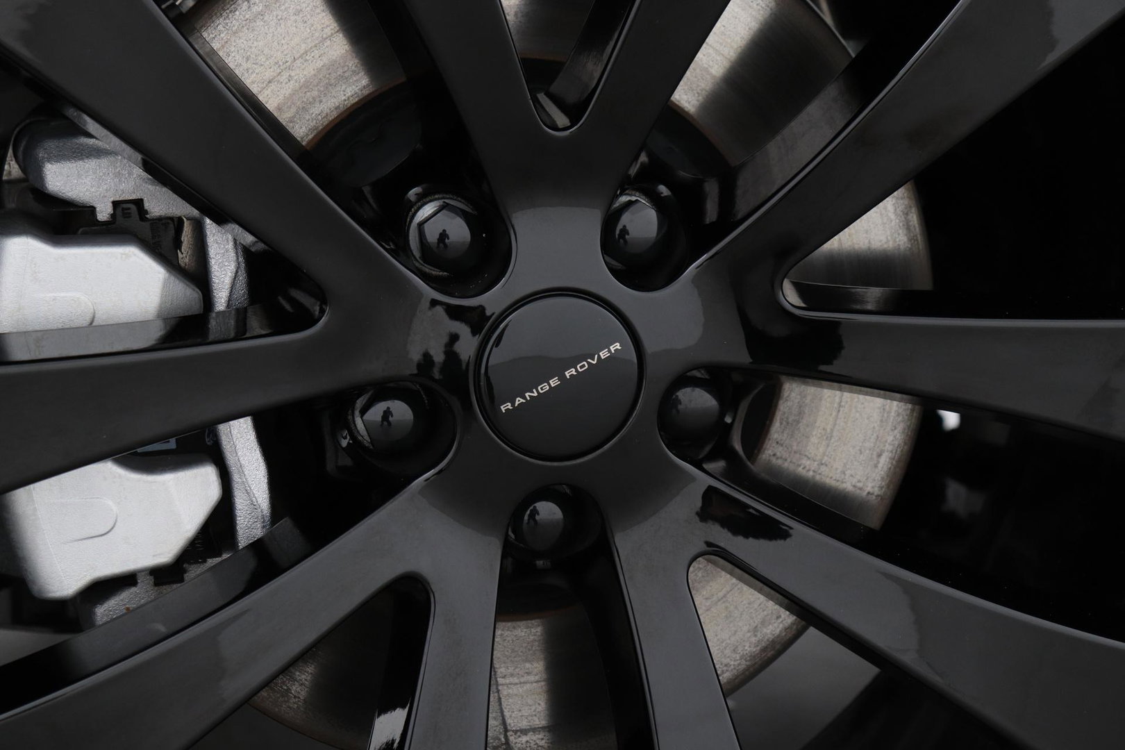 Land Rover Range Rover Sport P460e SE | 23 Inch | ClearSight | Meridian 3D Surround | Panoramadak | Stoelventilatie | Head-Up