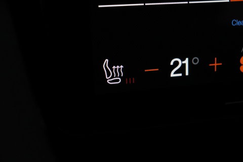 Polestar 2 Long Range Single Motor Plus | 82 kWh | Harman/Kardon | Panoramadak | ACC | Camera | Keyless | Stoelverwarming | 19 Inch