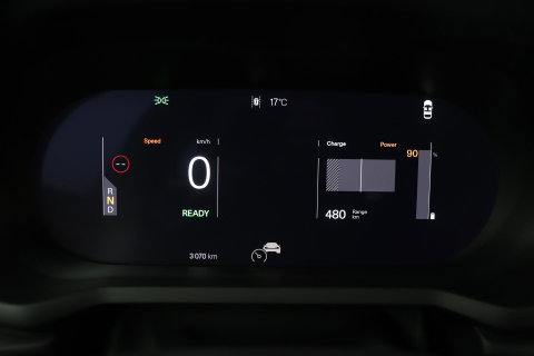 Polestar 2 Long Range Single Motor Plus | 82 kWh | Harman/Kardon | Panoramadak | ACC | Camera | Keyless | Stoelverwarming | 19 Inch