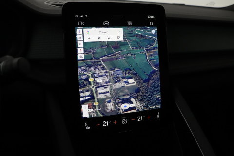 Polestar 2 Long Range Single Motor Plus | 82 kWh | Harman/Kardon | Panoramadak | ACC | Camera | Keyless | Stoelverwarming | 19 Inch