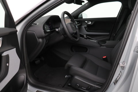 Polestar 2 Long Range Single Motor Plus | 82 kWh | Harman/Kardon | Panoramadak | ACC | Camera | Keyless | Stoelverwarming | 19 Inch