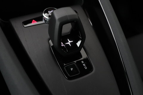 Polestar 2 Long Range Single Motor Plus | 82 kWh | Harman/Kardon | Panoramadak | ACC | Camera | Keyless | Stoelverwarming | 19 Inch
