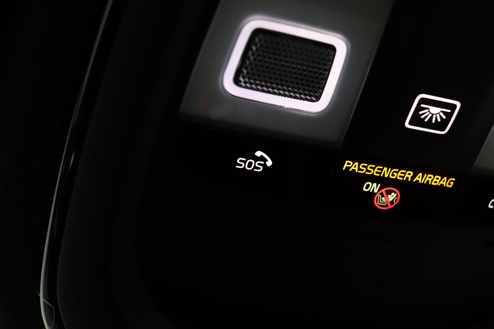 Polestar 2 Long Range Single Motor Plus | 82 kWh | Harman/Kardon | Panoramadak | ACC | Camera | Keyless | Stoelverwarming | 19 Inch