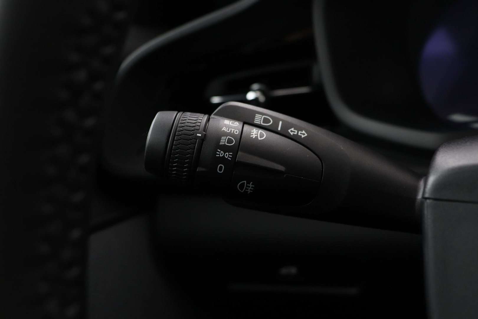 Polestar 2 Long Range Single Motor Plus | 82 kWh | Harman/Kardon | Panoramadak | ACC | Camera | Keyless | Stoelverwarming | 19 Inch