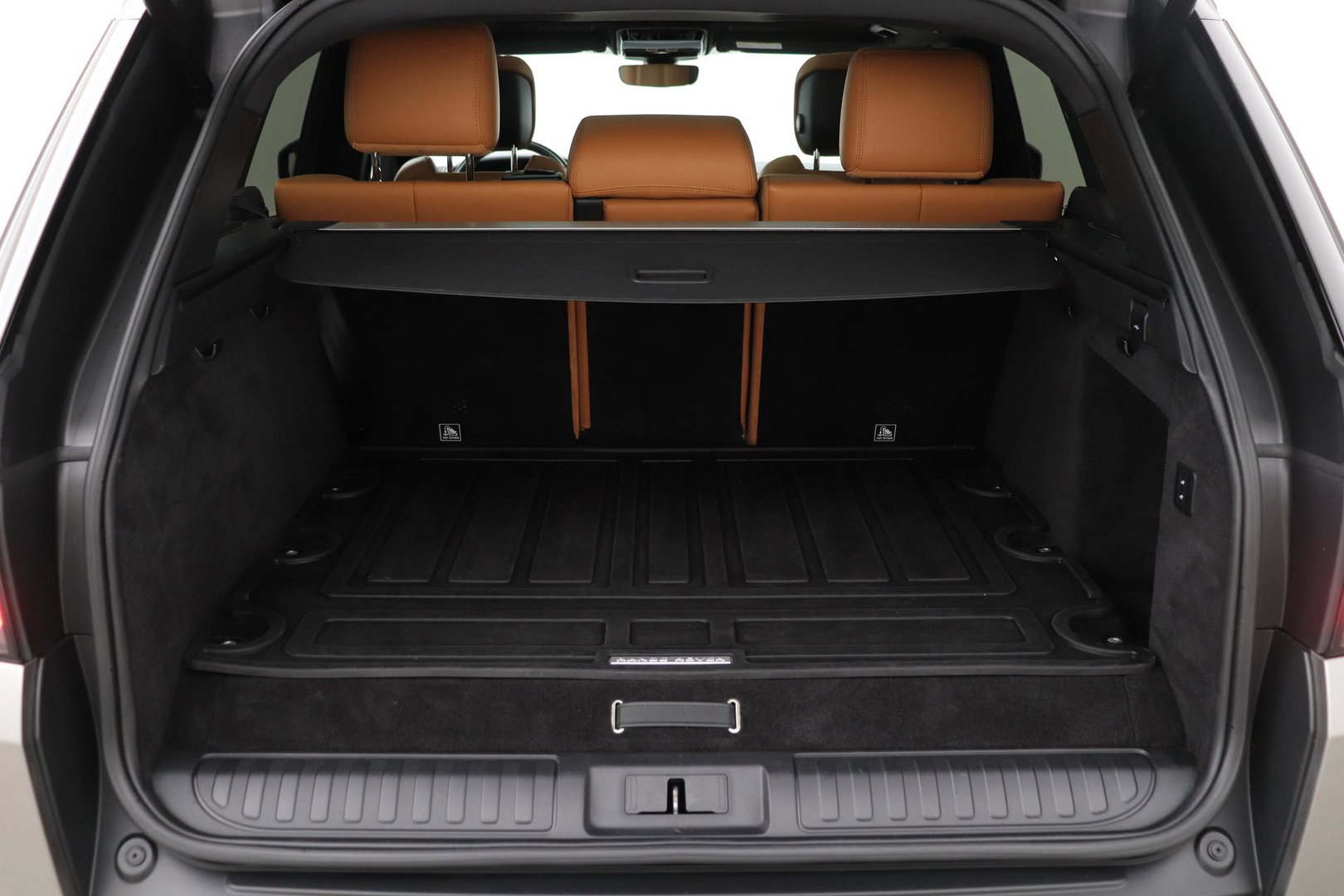 Land Rover Range Rover Sport P400e HSE | Luchtvering | Black Pack | Meridian | 360° Camera | Panoramadak | Ventilatiestoelen | Keyless | 21 Inch