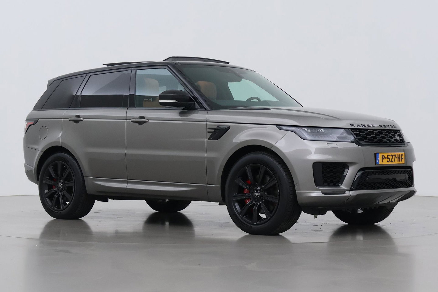 Land Rover Range Rover Sport P400e HSE | Luchtvering | Black Pack | Meridian | 360° Camera | Panoramadak | Ventilatiestoelen | Keyless | 21 Inch