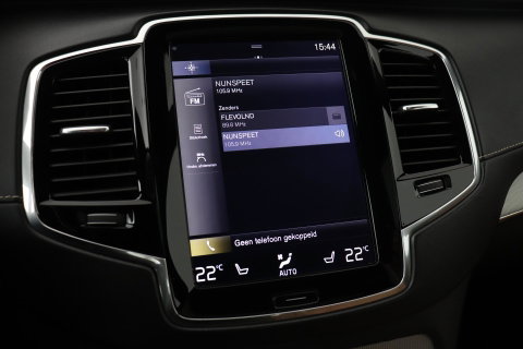 Volvo XC90 T8 Twin Engine Inscription | Luchtvering | Bowers&Wilkins | Panoramadak | 360° Camera | Trekhaak | Stoelventilatie | BLIS | 21 Inch
