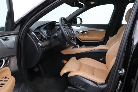 Volvo XC90 T8 Twin Engine Inscription | Luchtvering | Bowers&Wilkins | Panoramadak | 360° Camera | Trekhaak | Stoelventilatie | BLIS | 21 Inch