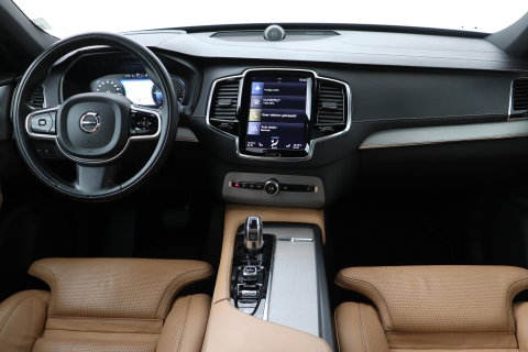 Volvo XC90 T8 Twin Engine Inscription | Luchtvering | Bowers&Wilkins | Panoramadak | 360° Camera | Trekhaak | Stoelventilatie | BLIS | 21 Inch