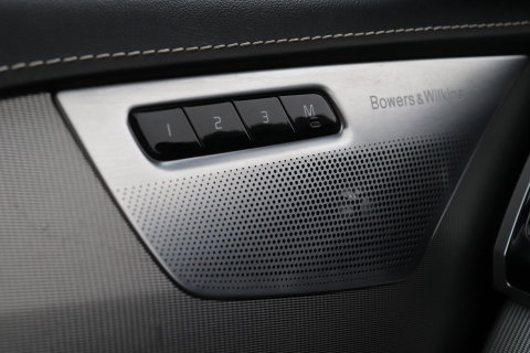 Volvo XC90 T8 Twin Engine Inscription | Luchtvering | Bowers&Wilkins | Panoramadak | 360° Camera | Trekhaak | Stoelventilatie | BLIS | 21 Inch