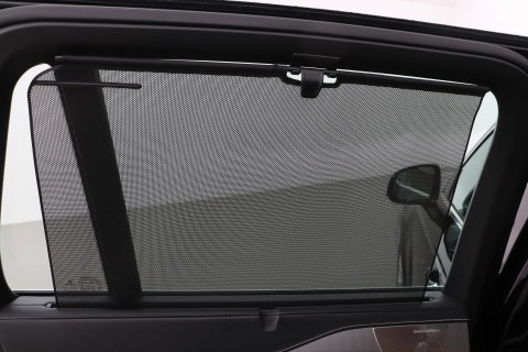 Volvo XC90 T8 Twin Engine Inscription | Luchtvering | Bowers&Wilkins | Panoramadak | 360° Camera | Trekhaak | Stoelventilatie | BLIS | 21 Inch