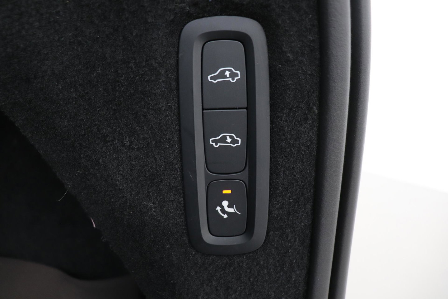Volvo XC90 T8 Twin Engine Inscription | Luchtvering | Bowers&Wilkins | Panoramadak | 360° Camera | Trekhaak | Stoelventilatie | BLIS | 21 Inch