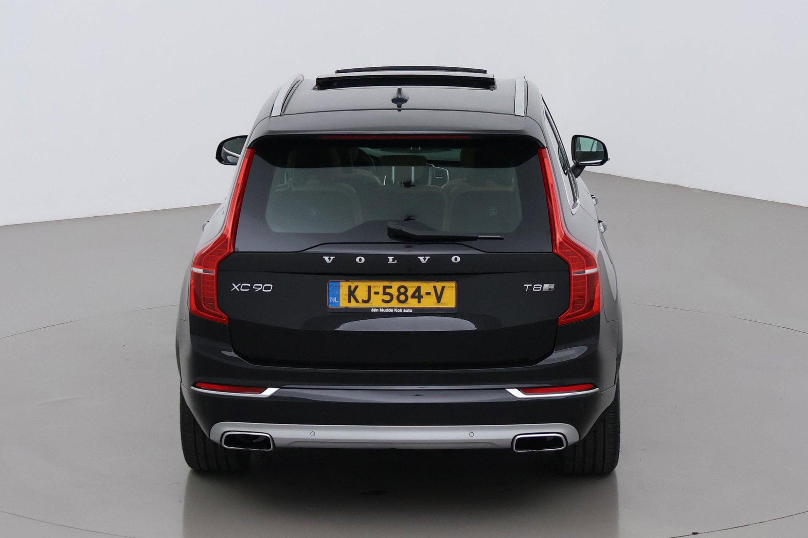 Volvo XC90 T8 Twin Engine Inscription | Luchtvering | Bowers&Wilkins | Panoramadak | 360° Camera | Trekhaak | Stoelventilatie | BLIS | 21 Inch