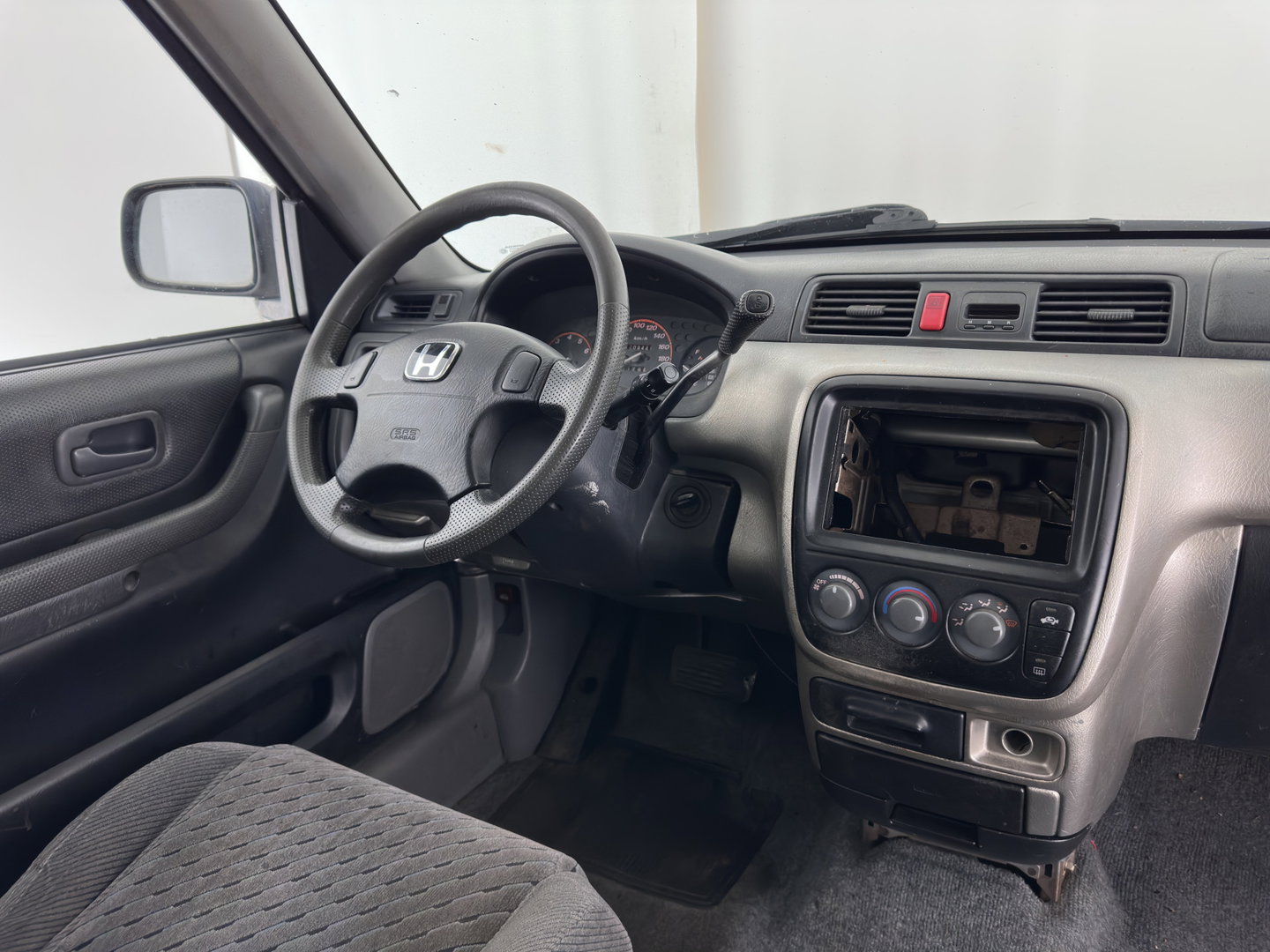 Honda CR-V 2.0i-16V LS Aut. *COMFORT-SEATS | TOWBAR | 15''ALU*