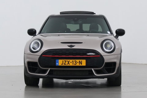 MINI Clubman 2.0 JCW ALL4 John Cooper Works | Panoramadak | Stoelverwarming | Keyless | Cruise Control | Navigatie | 19 Inch